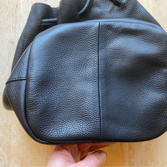 Kristopher Kon Black Leather Drawstring Bucket Bag - Picture 10 of 10